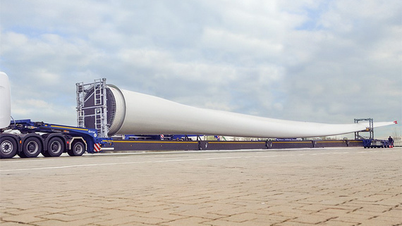 Schwerlasttransporter Windflügel